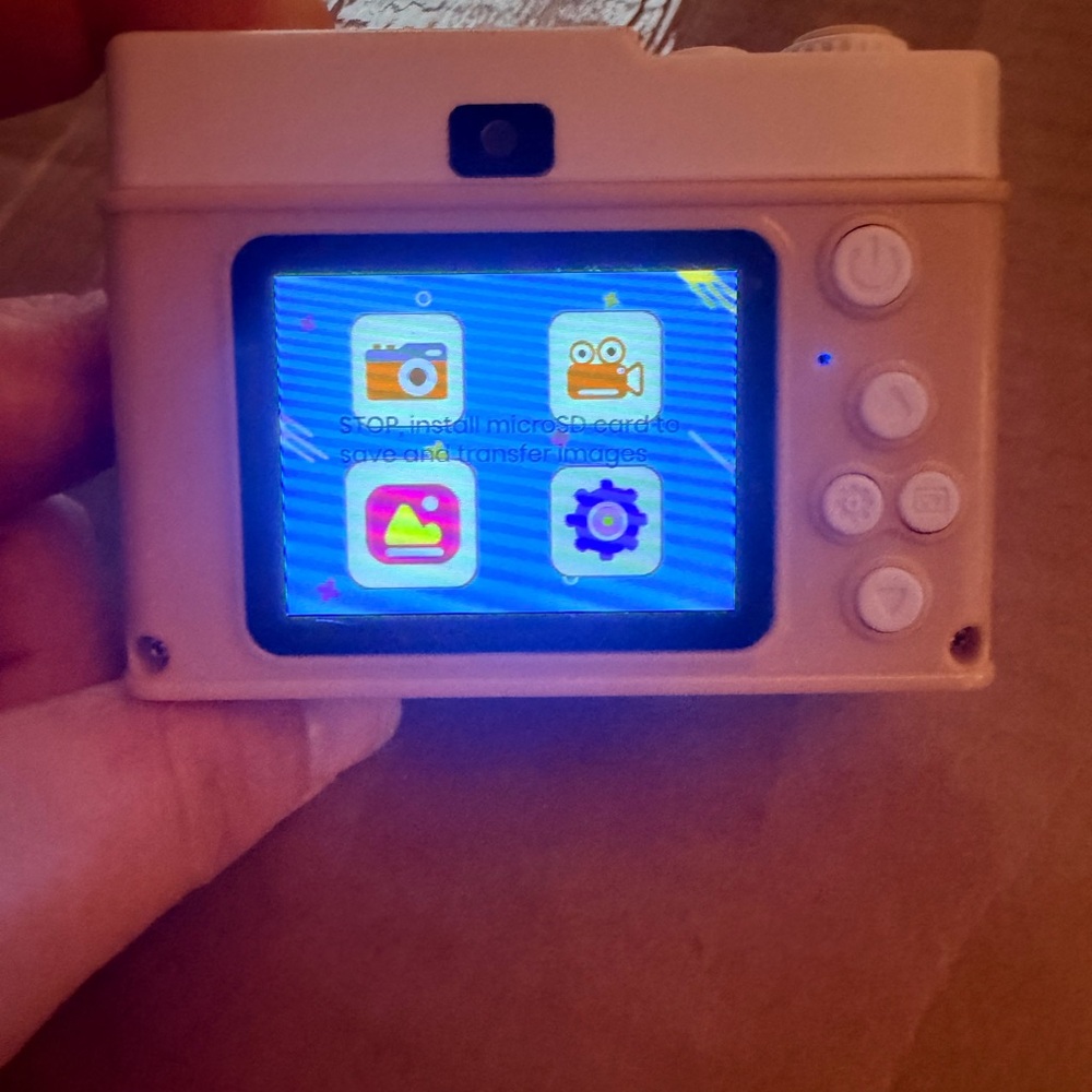 GEMS Retro Digital Camera